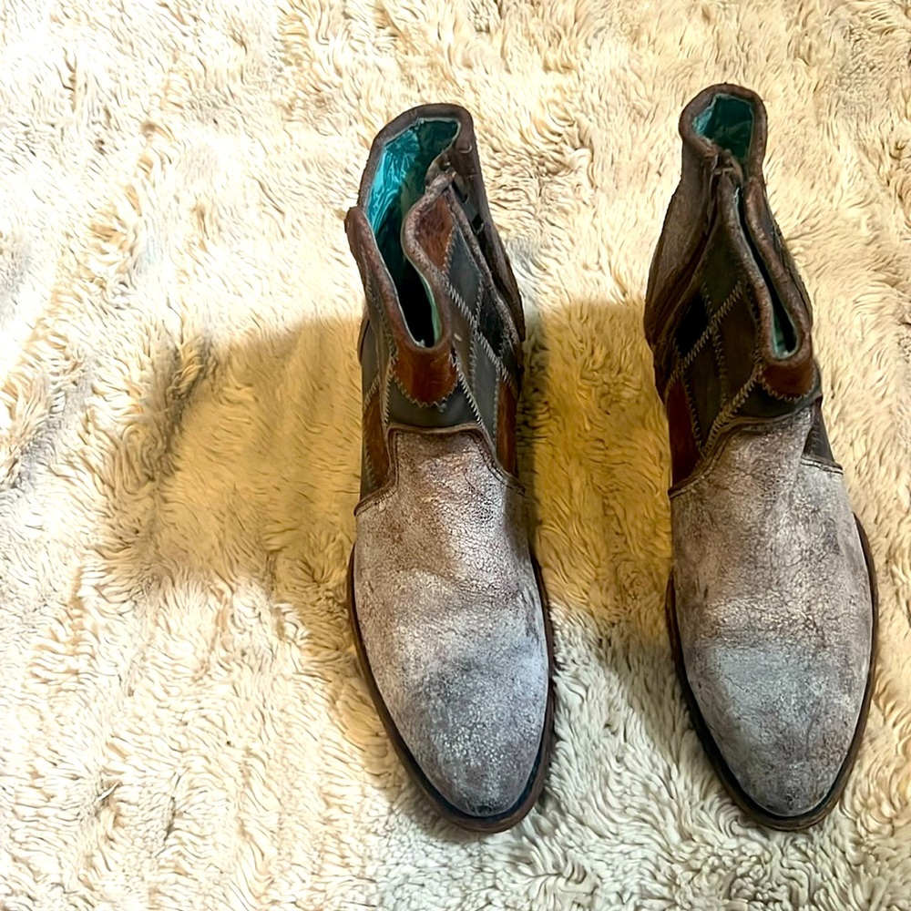 Corral Vintage Ankle Boots